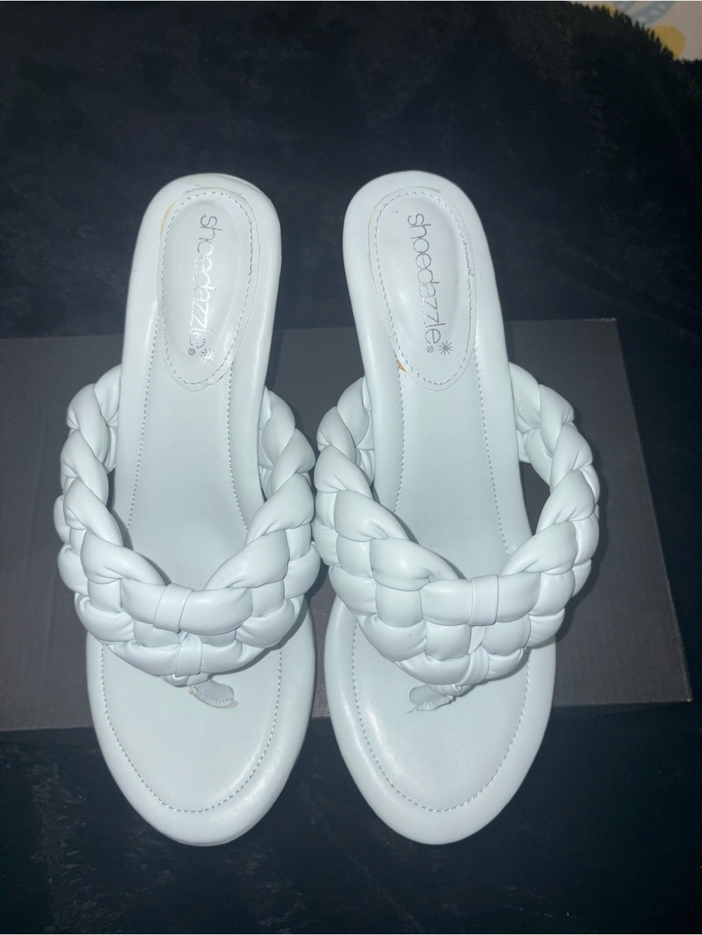 Shoe Dazzle White Braided Thong Slide Sandals - Women